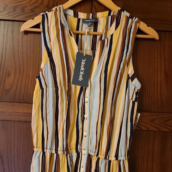 Modcloth Cafe Au Soleil Striped Sleeveless Romper NWT Size Medium - Picture 3 of 10